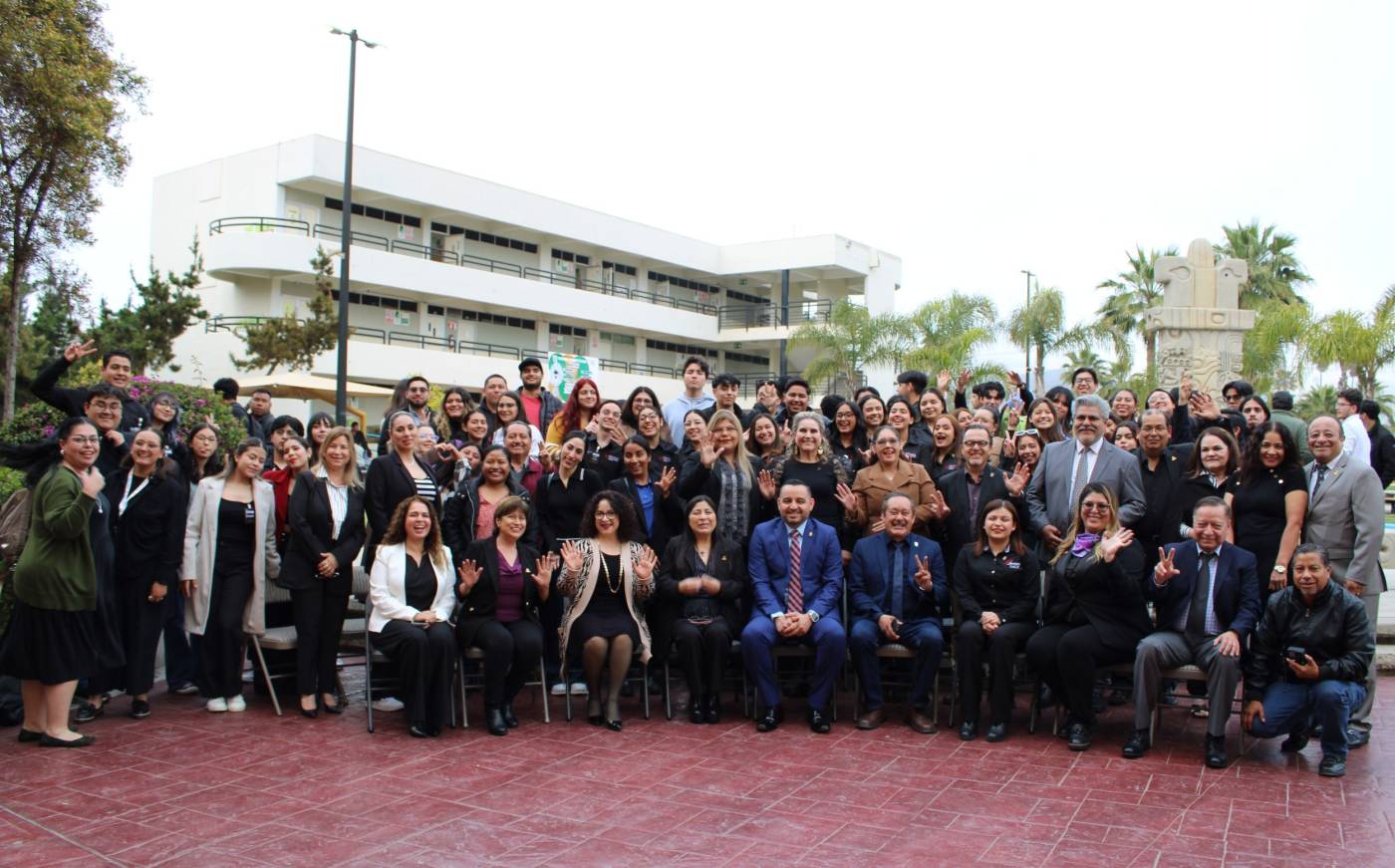 Se realizó la XXVI Semana de la Contaduría y el XIII Simposio 2025, consolidando el compromiso con la profesión.